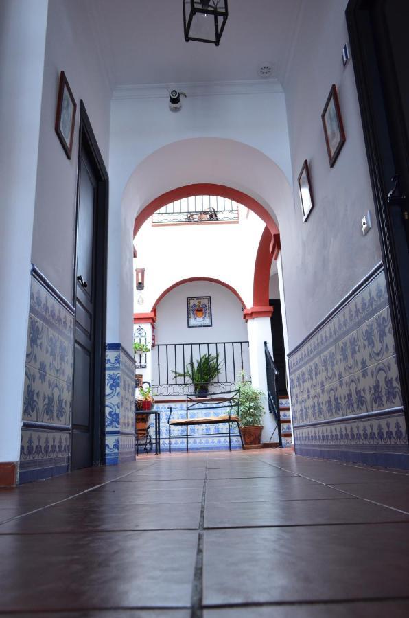 Apartamentos Turisticos Casa Cantillo Carmona  Exteriör bild