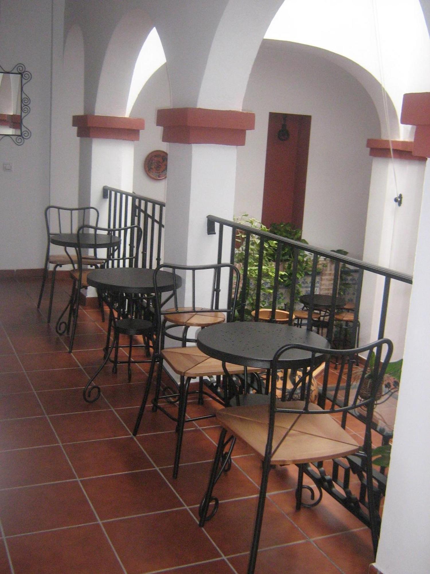 Apartamentos Turisticos Casa Cantillo Carmona  Exteriör bild